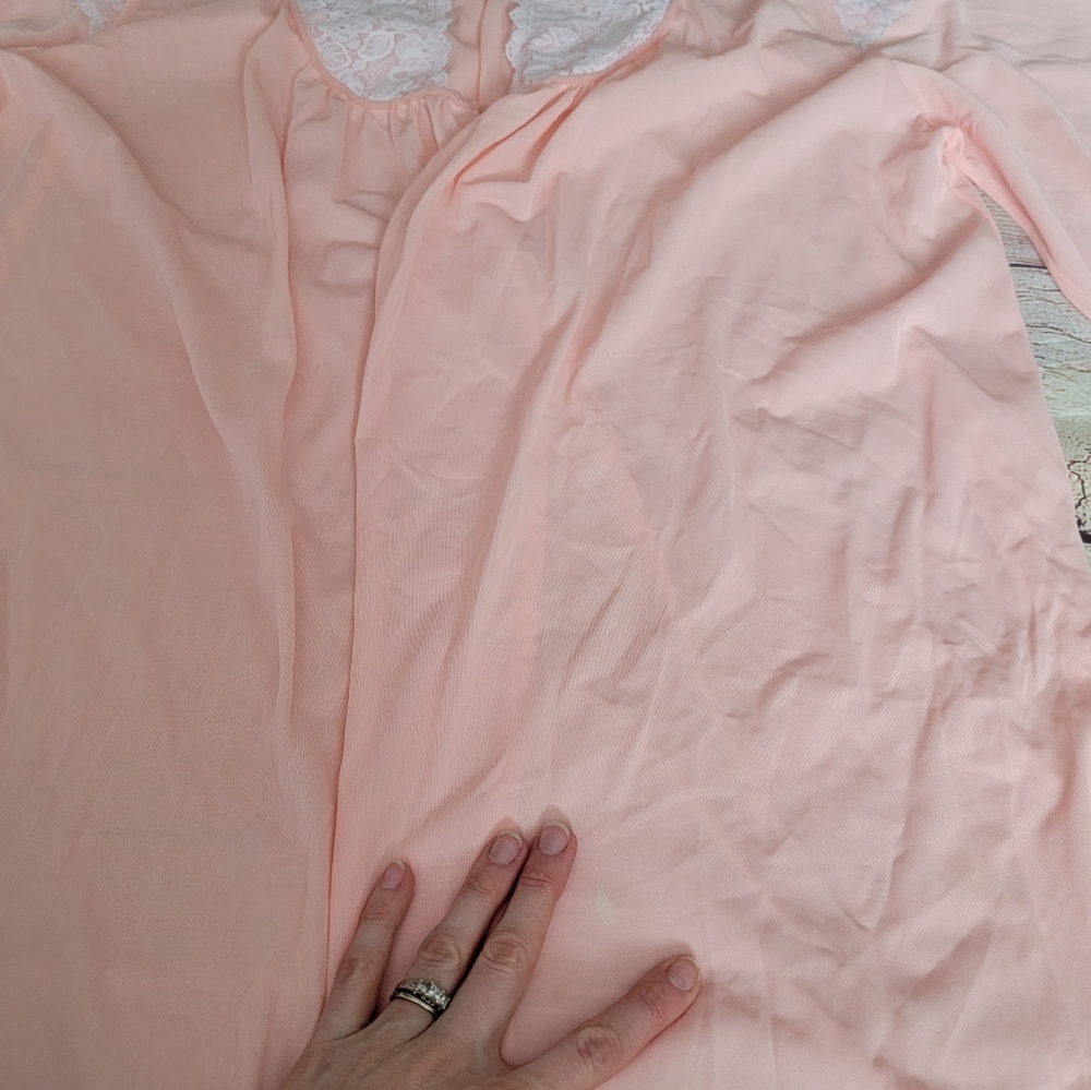 Vintage Pink And Lace Housecoat Duster Sleepwear … - image 8